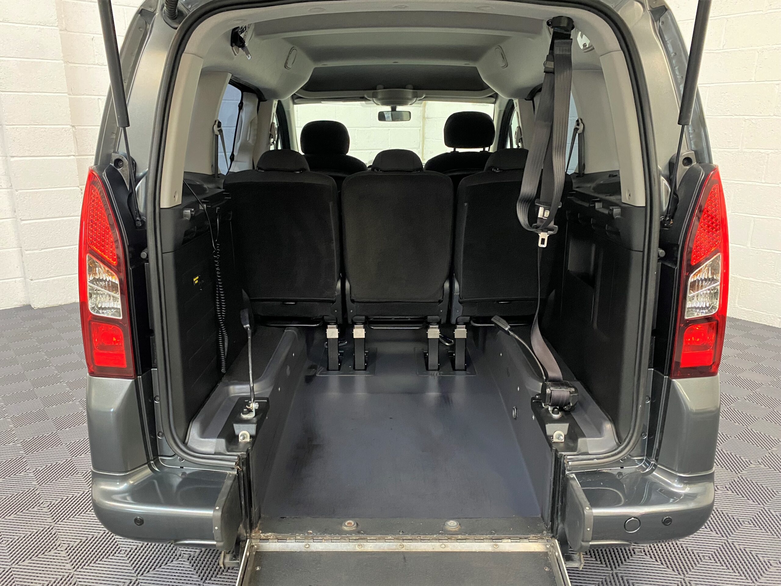 Used Peugeot Partner Auto WAV Cars For Sale Bristol Wheelchair Accessible Vehicles Used For Sale Somerset Devon Dorset Bath SF15 GFZ 3