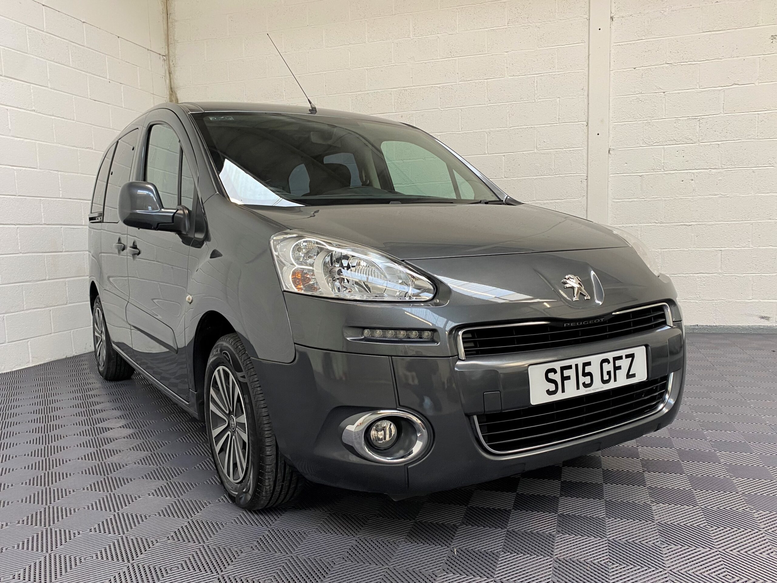 Used Peugeot Partner Auto WAV Cars For Sale Bristol Wheelchair Accessible Vehicles Used For Sale Somerset Devon Dorset Bath SF15 GFZ 8