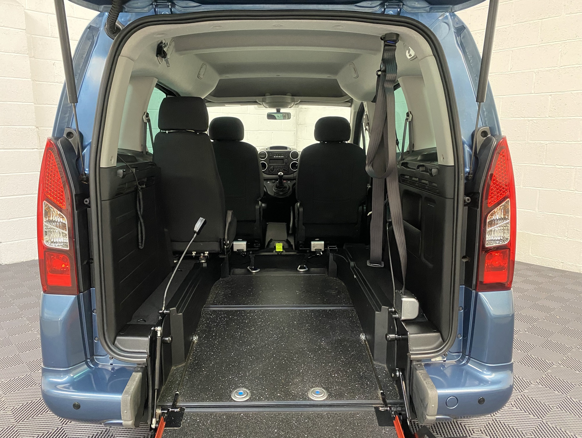 Used Peugeot Partner Tepee 3 Seat WAV Cars For Sale Bristol Wheelchair Accessible Vehicles Used For Sale Somerset Devon Dorset Bath SF18 HXU 7