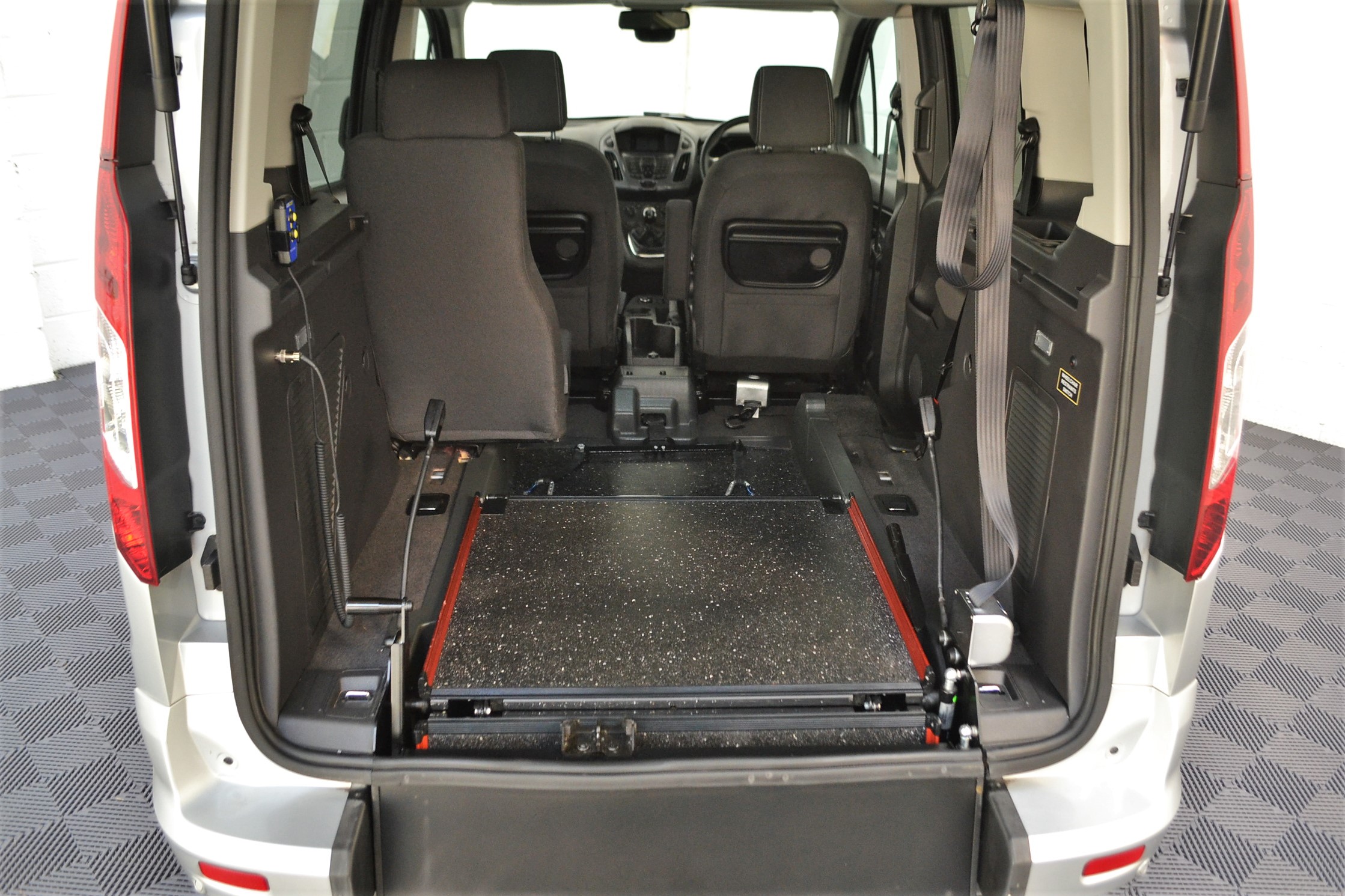 Used WAV Cars For Sale Bristol Wheelchair Accessible Vehicles Used For Sale Somerset Devon Dorset Bath Citroen Ford Tourneo Connect SF67 JMX 1