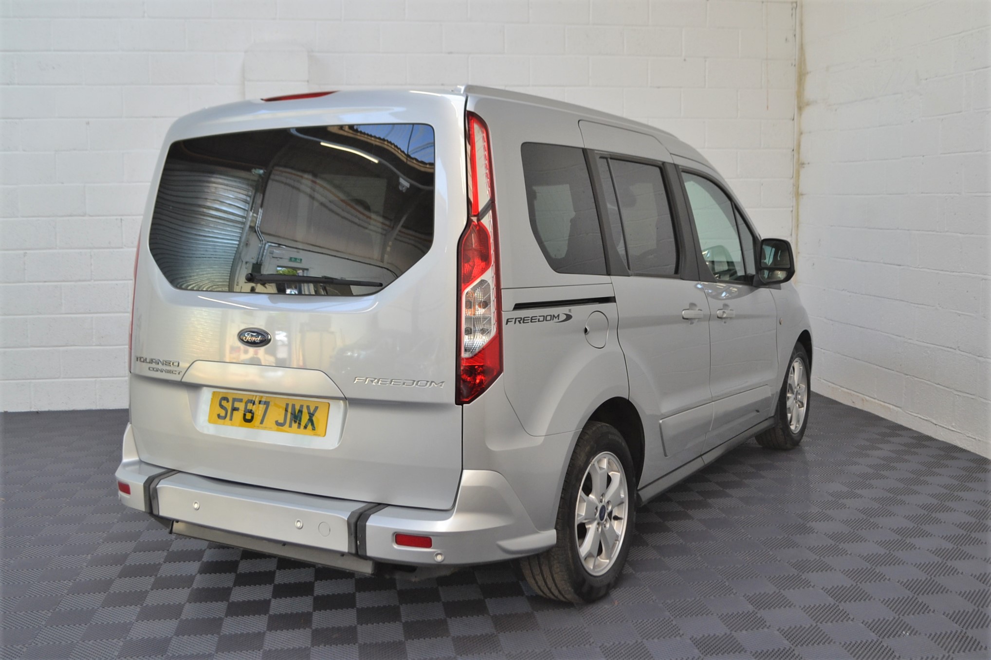 Used WAV Cars For Sale Bristol Wheelchair Accessible Vehicles Used For Sale Somerset Devon Dorset Bath Citroen Ford Tourneo Connect SF67 JMX 11