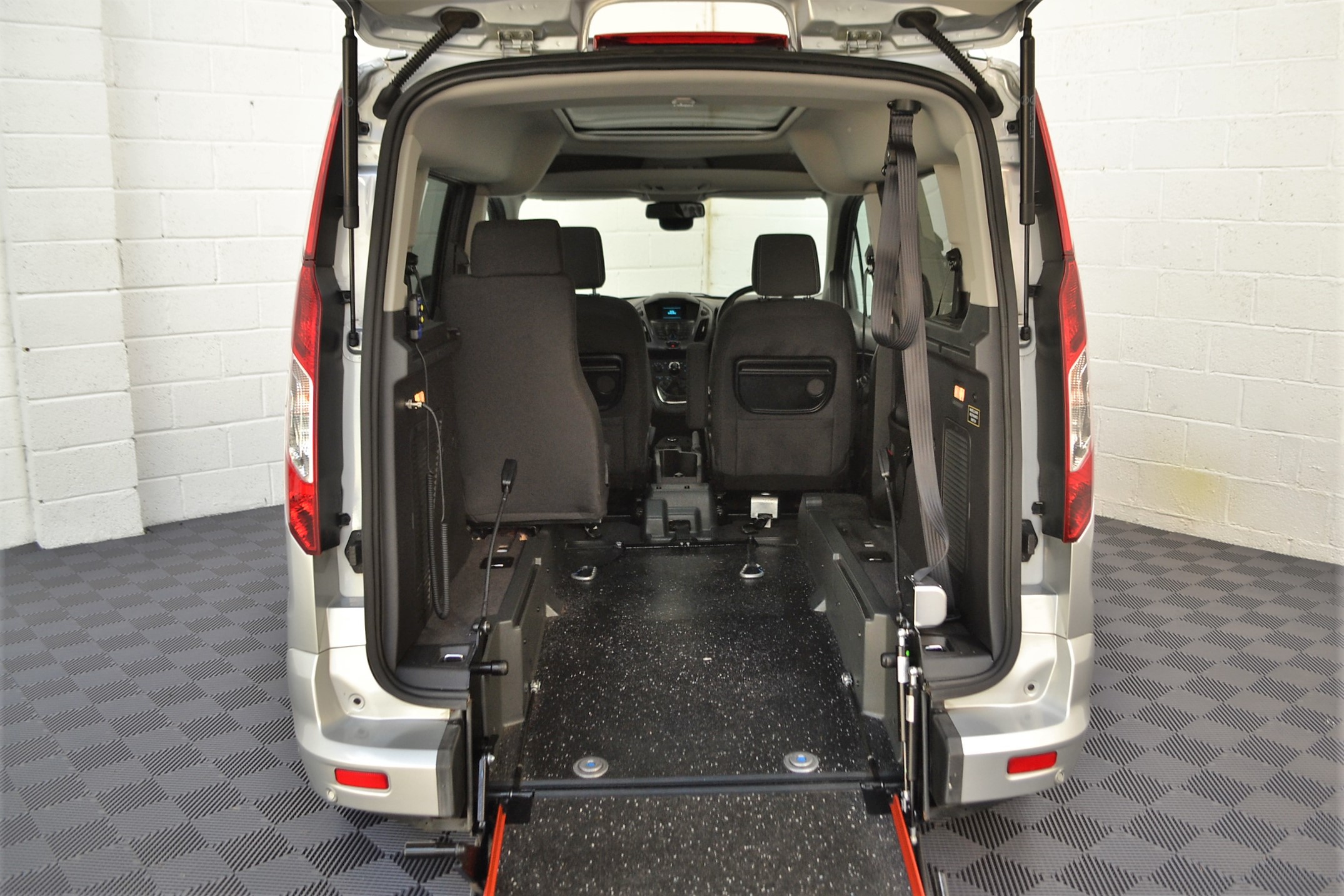 Used WAV Cars For Sale Bristol Wheelchair Accessible Vehicles Used For Sale Somerset Devon Dorset Bath Citroen Ford Tourneo Connect SF67 JMX 13