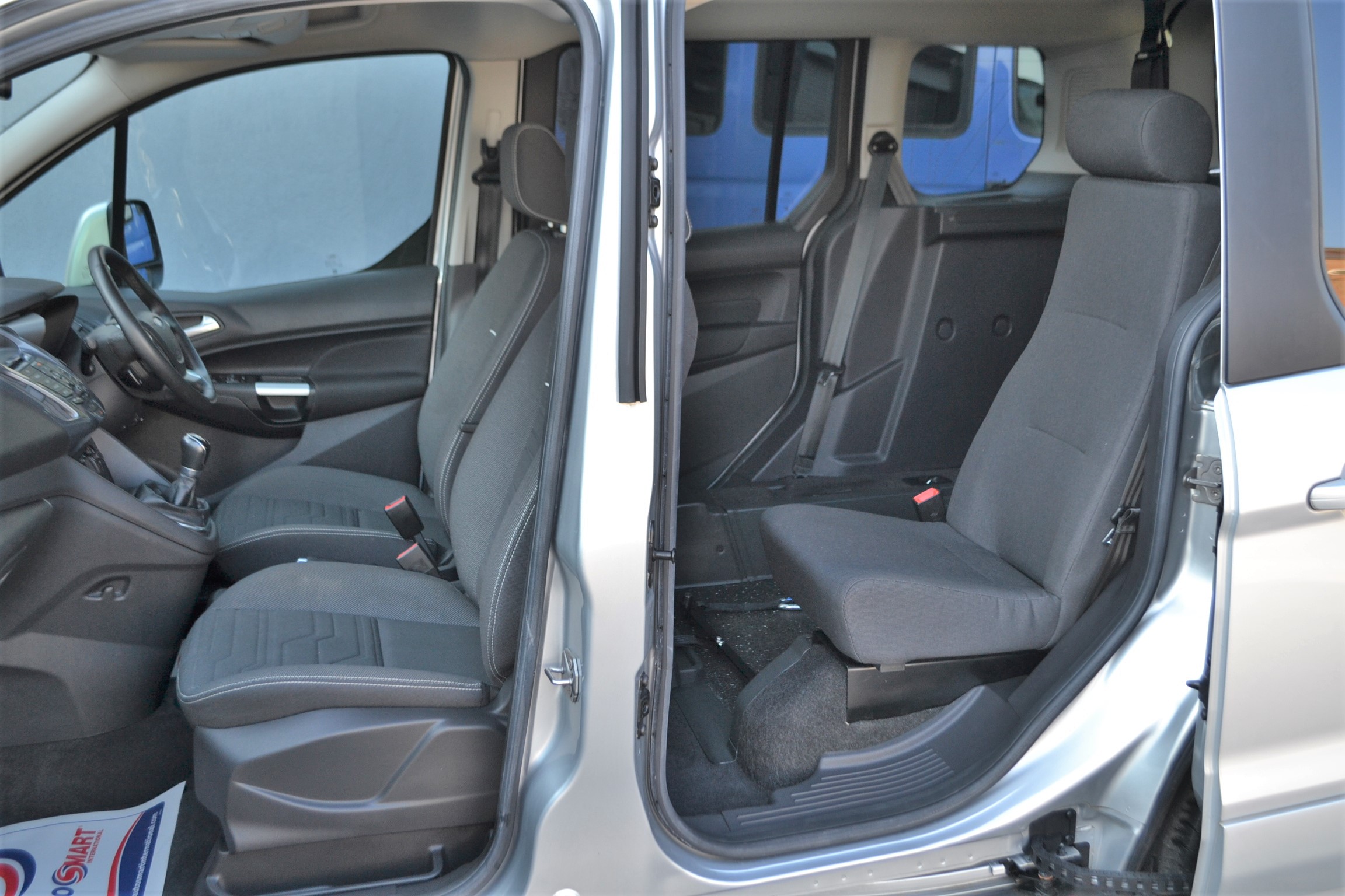 Used WAV Cars For Sale Bristol Wheelchair Accessible Vehicles Used For Sale Somerset Devon Dorset Bath Citroen Ford Tourneo Connect SF67 JMX 25