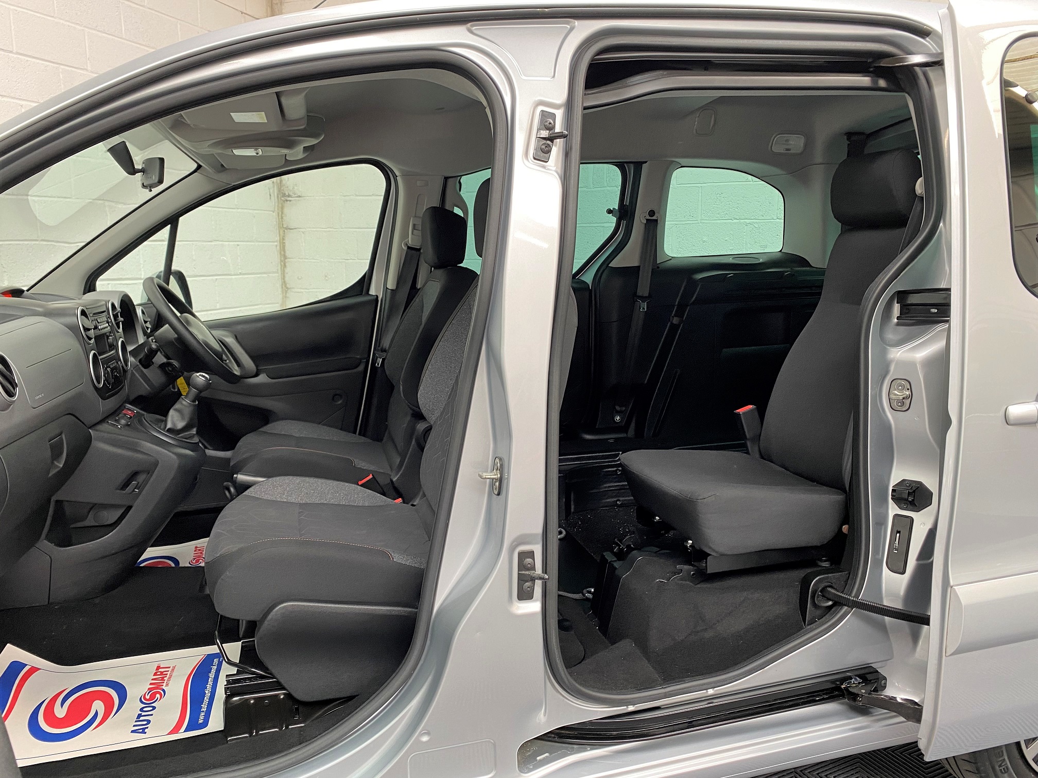 Used Peugeot Partner petrol WAV Cars For Sale Bristol Wheelchair Accessible Vehicles Used For Sale Somerset Devon Dorset Bath SF68 DKD 7