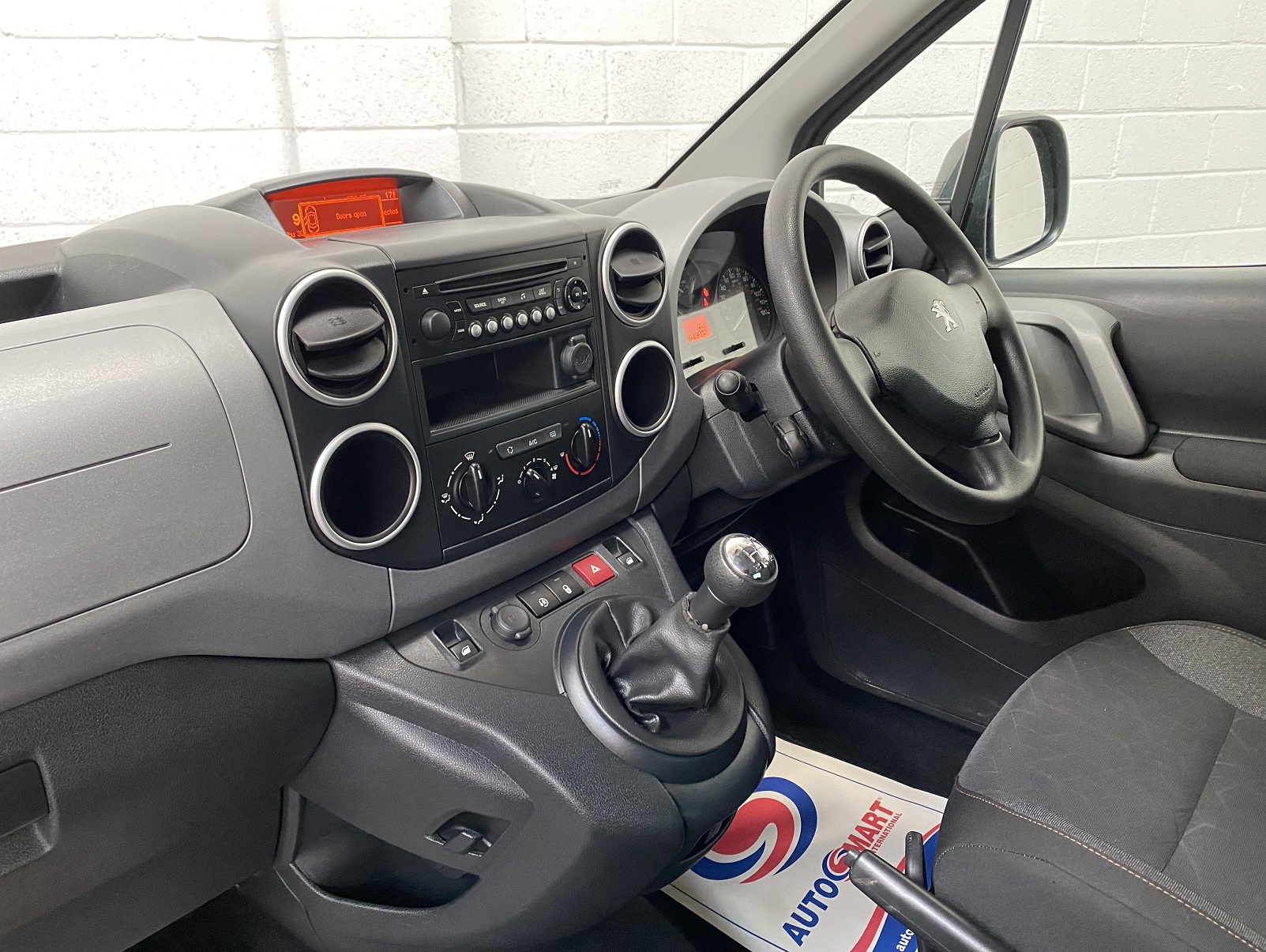 Used WAV Peugeot Partner Tepee 3 Seat Disabled Access WAV Cars For Sale Bristol Wheelchair Accessible Vehicles Used For Sale Somerset Devon Dorset Bath SF68 FFS 12