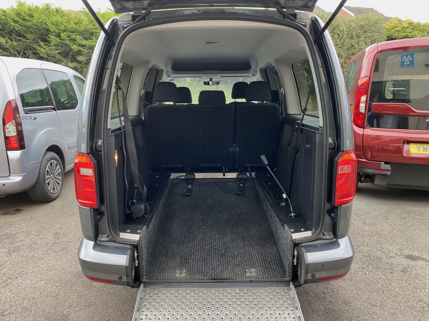 Used WAV VW Caddy Maxi TDi Disabled Access WAV Cars For Sale Bristol Wheelchair Accessible Vehicles Used For Sale Somerset Devon Dorset Bath NK66 HMJ 10