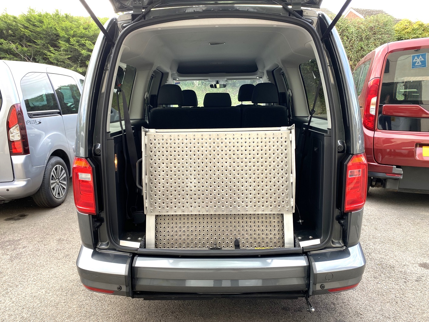 Used WAV VW Caddy Maxi TDi Disabled Access WAV Cars For Sale Bristol Wheelchair Accessible Vehicles Used For Sale Somerset Devon Dorset Bath NK66 HMJ 15