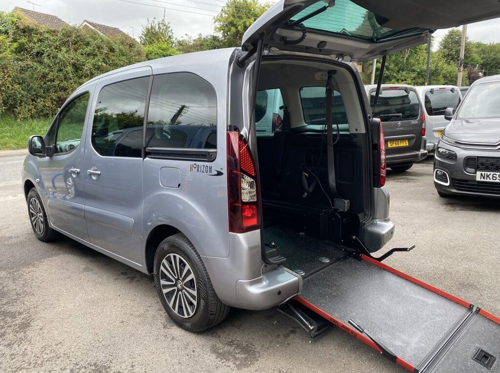 Peugeot Partner Tepee Active 1.6 HDi Auto 2019/19