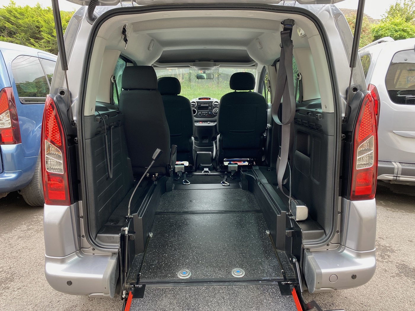 Used WAV Peugeot Partner Automatic Disabled Access WAV Cars For Sale Bristol Wheelchair Accessible Vehicles Used For Sale Somerset Devon Dorset Bath SF19 ABN 14