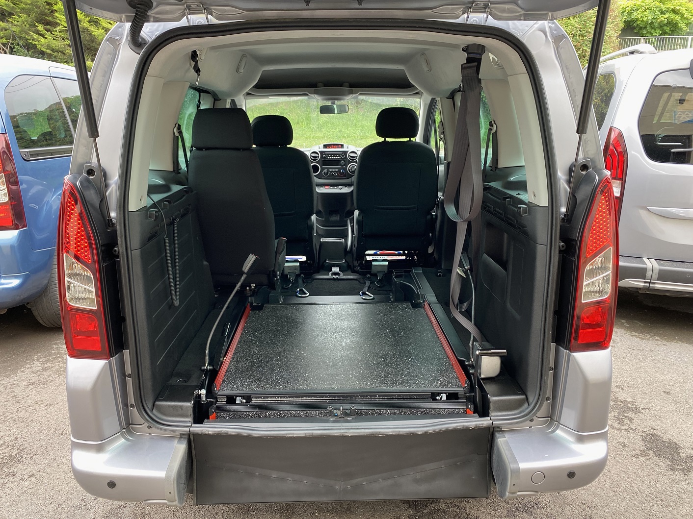 Used WAV Peugeot Partner Automatic Disabled Access WAV Cars For Sale Bristol Wheelchair Accessible Vehicles Used For Sale Somerset Devon Dorset Bath SF19 ABN 15