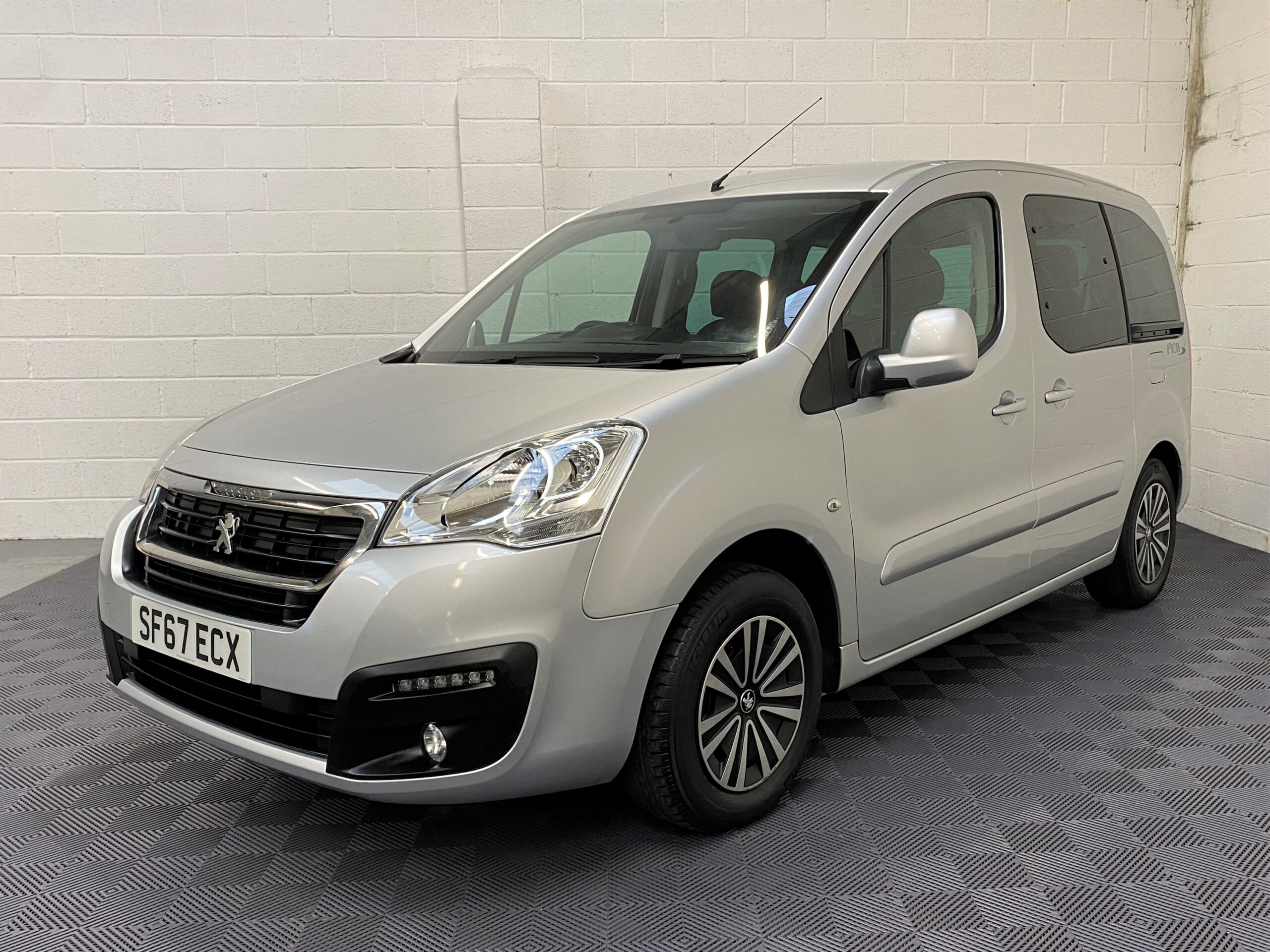 Used Peugeot Partner Petrol WAV Cars For Sale Bristol Wheelchair Accessible Vehicles Used For Sale Somerset Devon Dorset Bath SF67 ECX 7