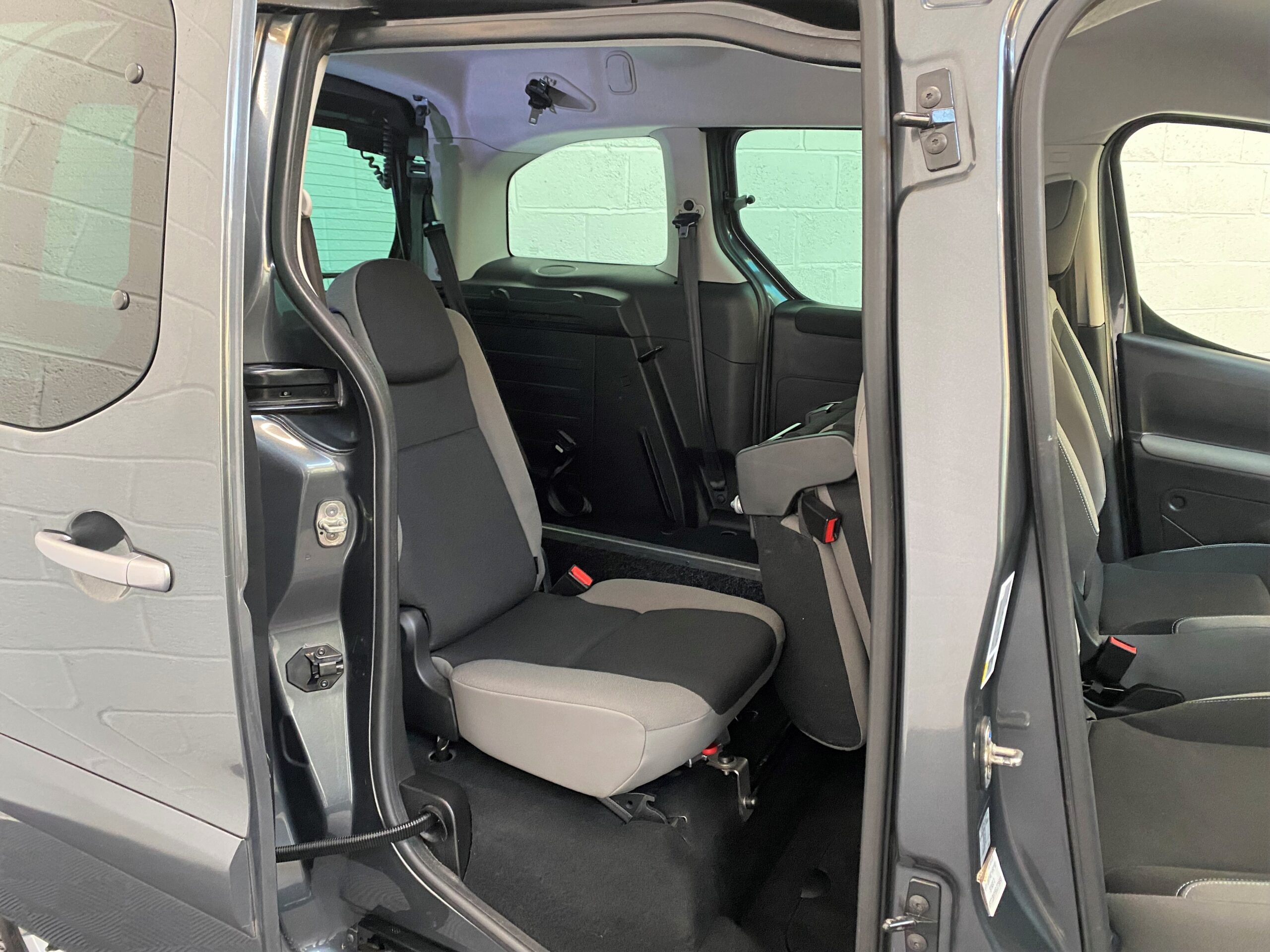 Used Citroen Berlingo WAV Cars For Sale Bristol Wheelchair Accessible Vehicles Used For Sale Somerset Devon Dorset Bath NK66 CVJ 17