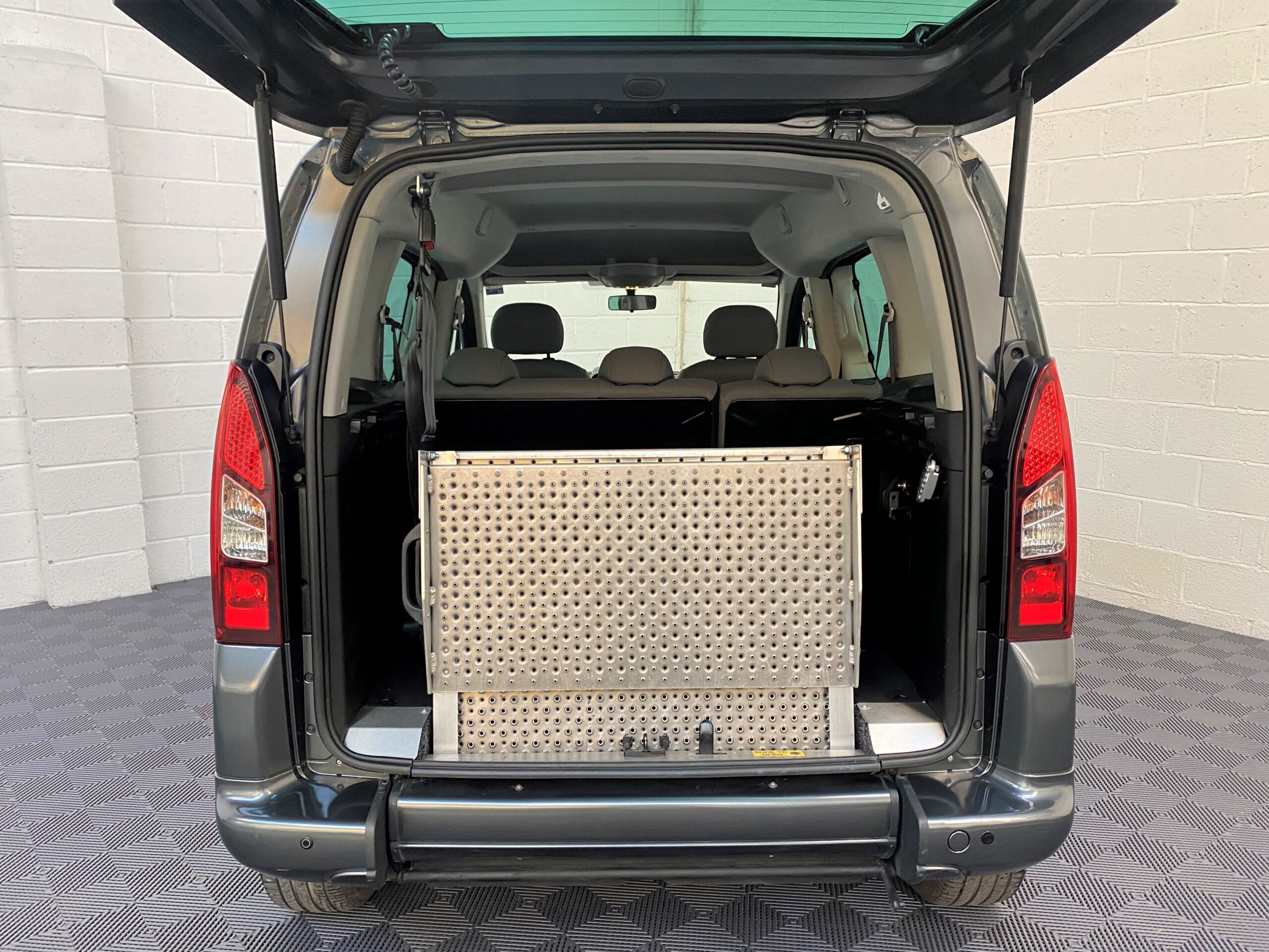 Used Citroen Berlingo WAV Cars For Sale Bristol Wheelchair Accessible Vehicles Used For Sale Somerset Devon Dorset Bath NK66 CVJ 24