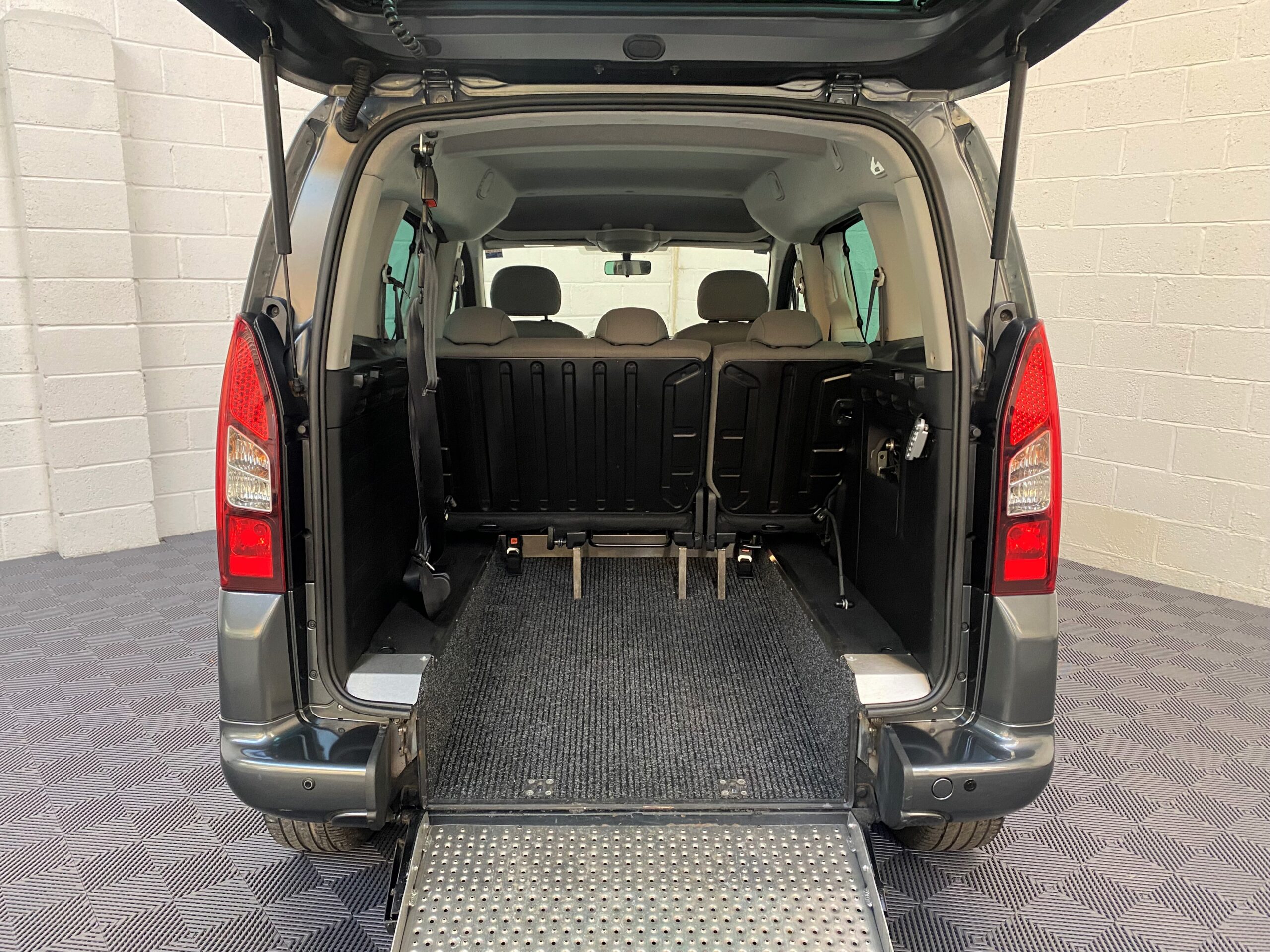 Used Citroen Berlingo WAV Cars For Sale Bristol Wheelchair Accessible Vehicles Used For Sale Somerset Devon Dorset Bath NK66 CVJ 26