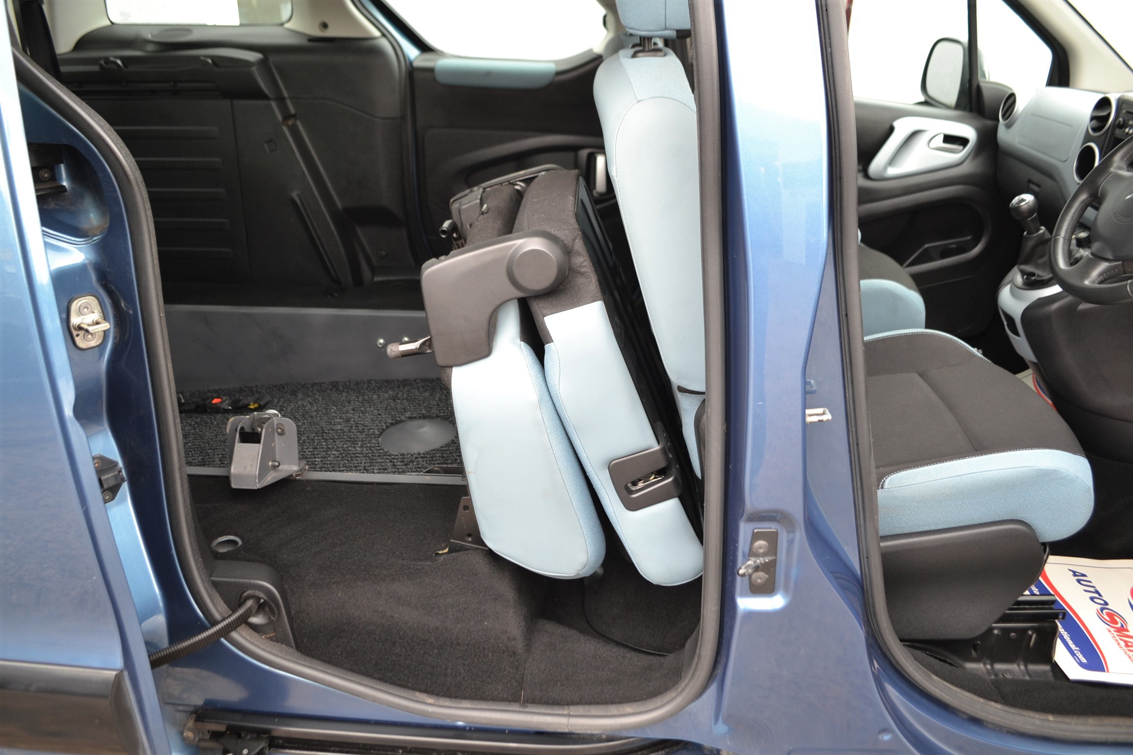 Used Citroen Berlingo WAV Cars For Sale Bristol Wheelchair Accessible Vehicles Used For Sale Somerset Devon Dorset Bath WA13 EGX 18