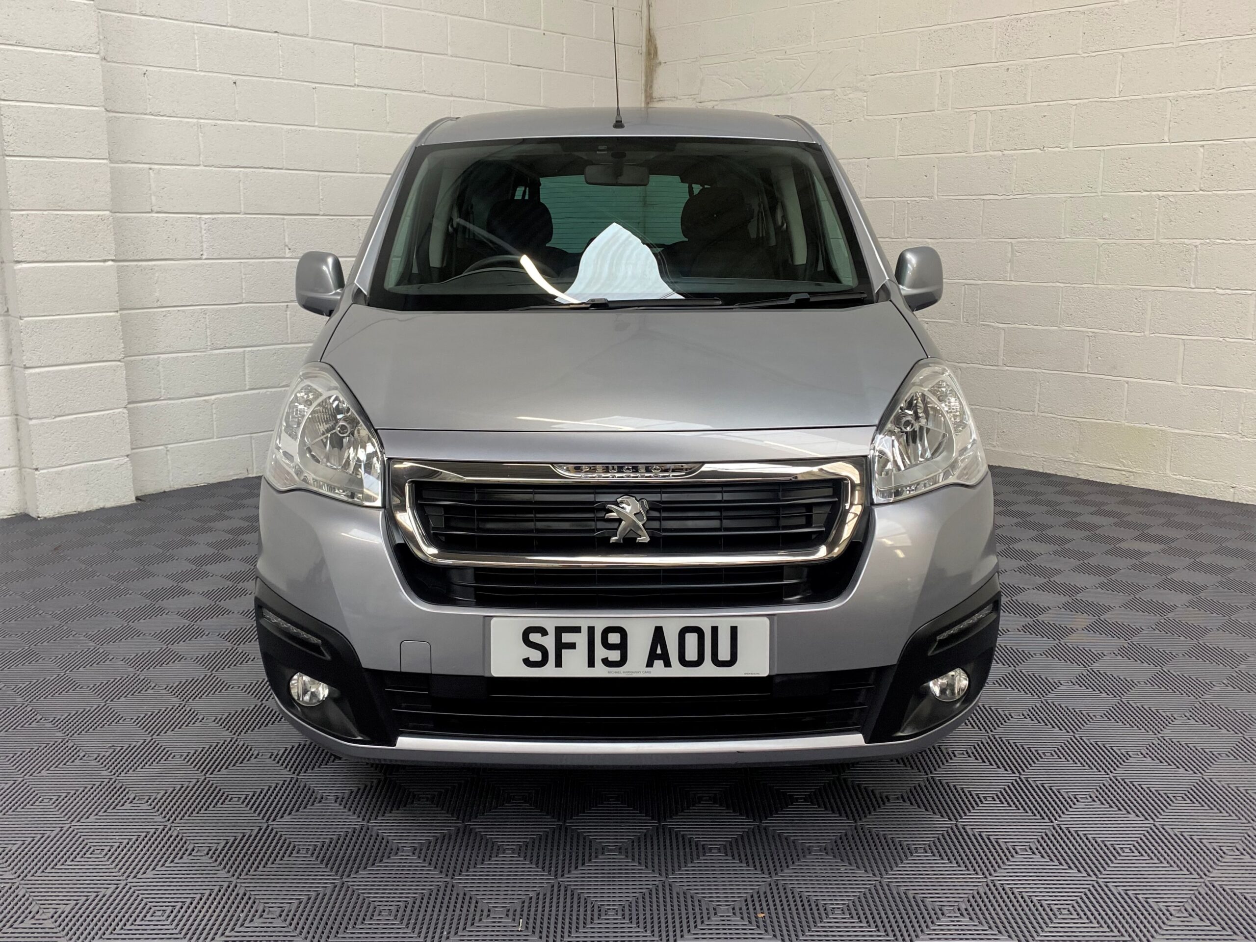Used Peugeot Partner WAV Cars For Sale Bristol Wheelchair Accessible Vehicles Used For Sale Somerset Devon Dorset Bath SF19 AOU 17