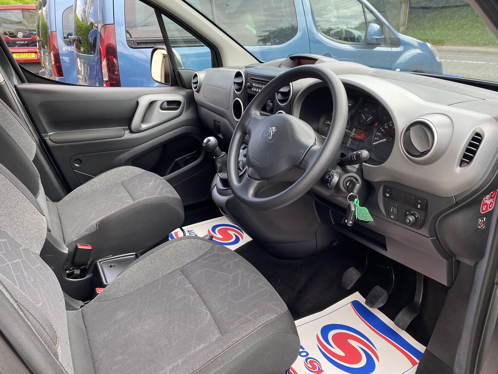 Used WAV Peugeot Partner Disabled Access WAV Cars For Sale Bristol Wheelchair Accessible Vehicles Used For Sale Somerset Devon Dorset Bath SF67 BYN 19