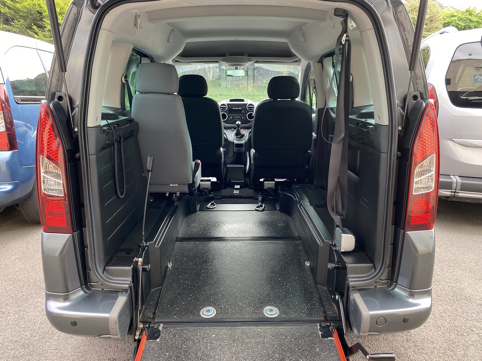 Used WAV Peugeot Partner Disabled Access WAV Cars For Sale Bristol Wheelchair Accessible Vehicles Used For Sale Somerset Devon Dorset Bath SF67 BYN 2