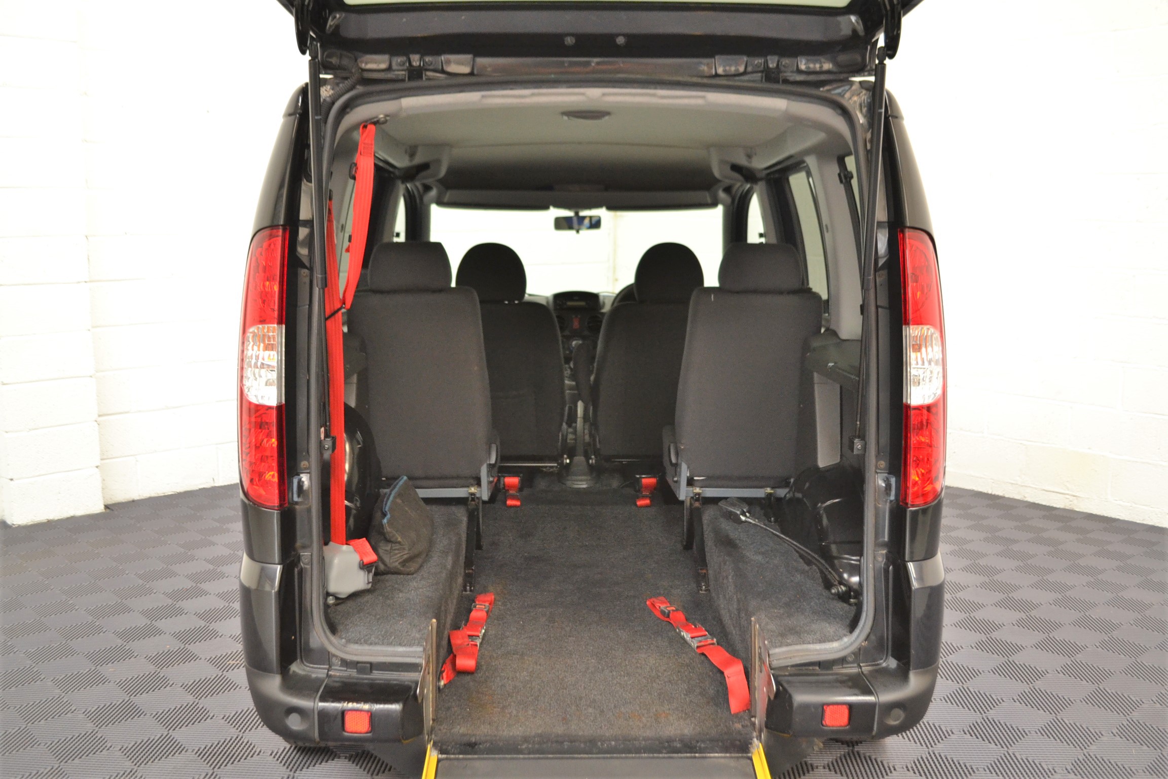 Used Fiat Doblo WAV Cars For Sale Bristol Wheelchair Accessible Vehicles Used For Sale Somerset Devon Dorset Bath YN10 AEU 20