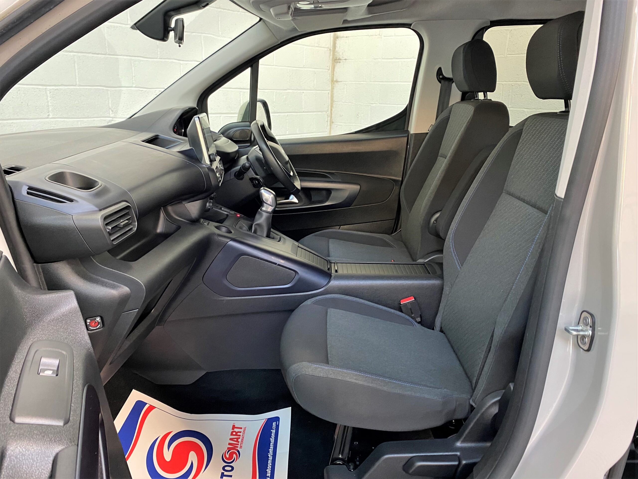 Used Peugeot Rifter WAV Cars For Sale Bristol Wheelchair Accessible Vehicles Used For Sale Somerset Devon Dorset Bath SF19 CMO 6