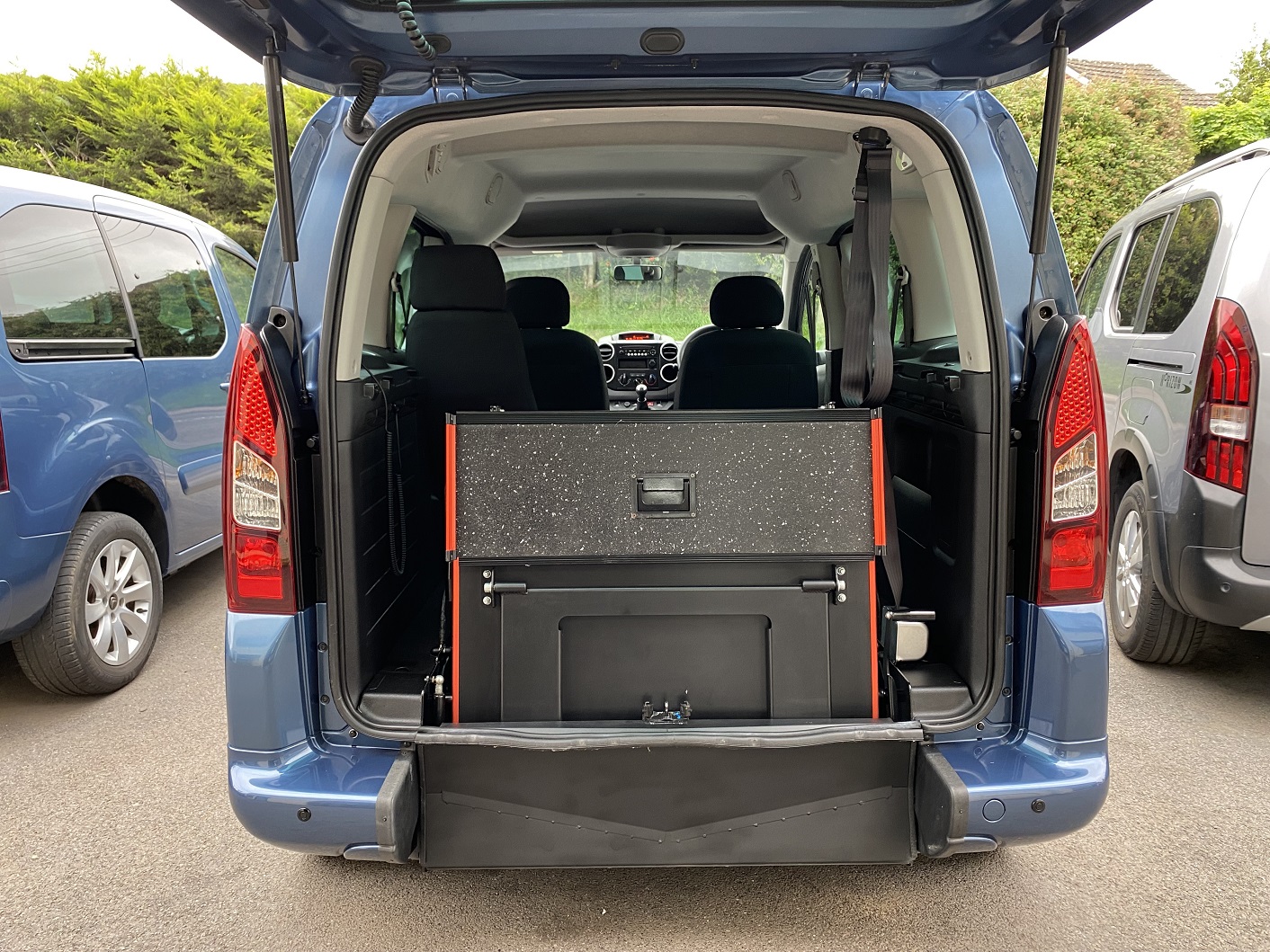 Used WAV Peugeot Partner Disabled Access WAV Cars For Sale Bristol Wheelchair Accessible Vehicles Used For Sale Somerset Devon Dorset Bath SF66 HCH 14