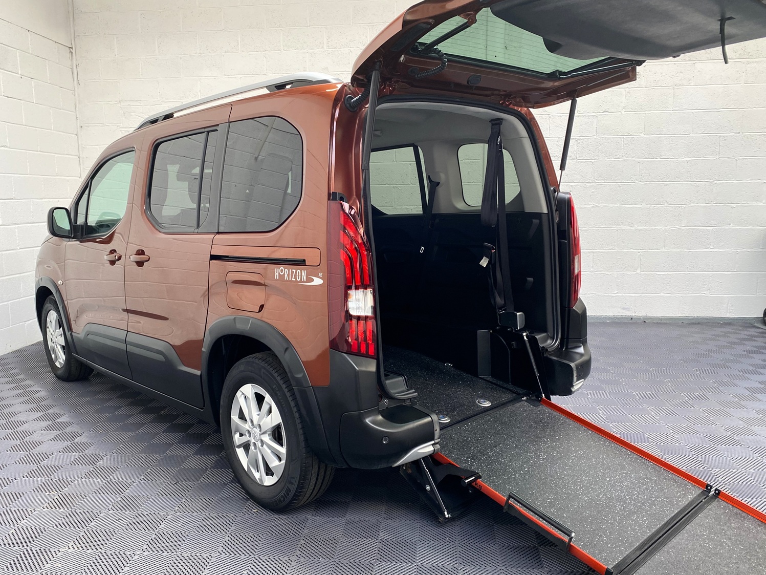 Used WAV Peugeot Rifter Allure 3 Seat Disabled Access WAV Cars For Sale Bristol Wheelchair Accessible Vehicles Used For Sale Somerset Devon Dorset Bath SF69 GEU 8