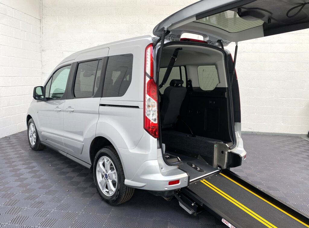 Ford Tourneo Connect 1.0T Petrol Titanium 2018/68
