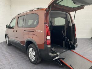 Peugeot Rifter 1.5 BlueHDi 100 Allure LWB XL. 2020/70