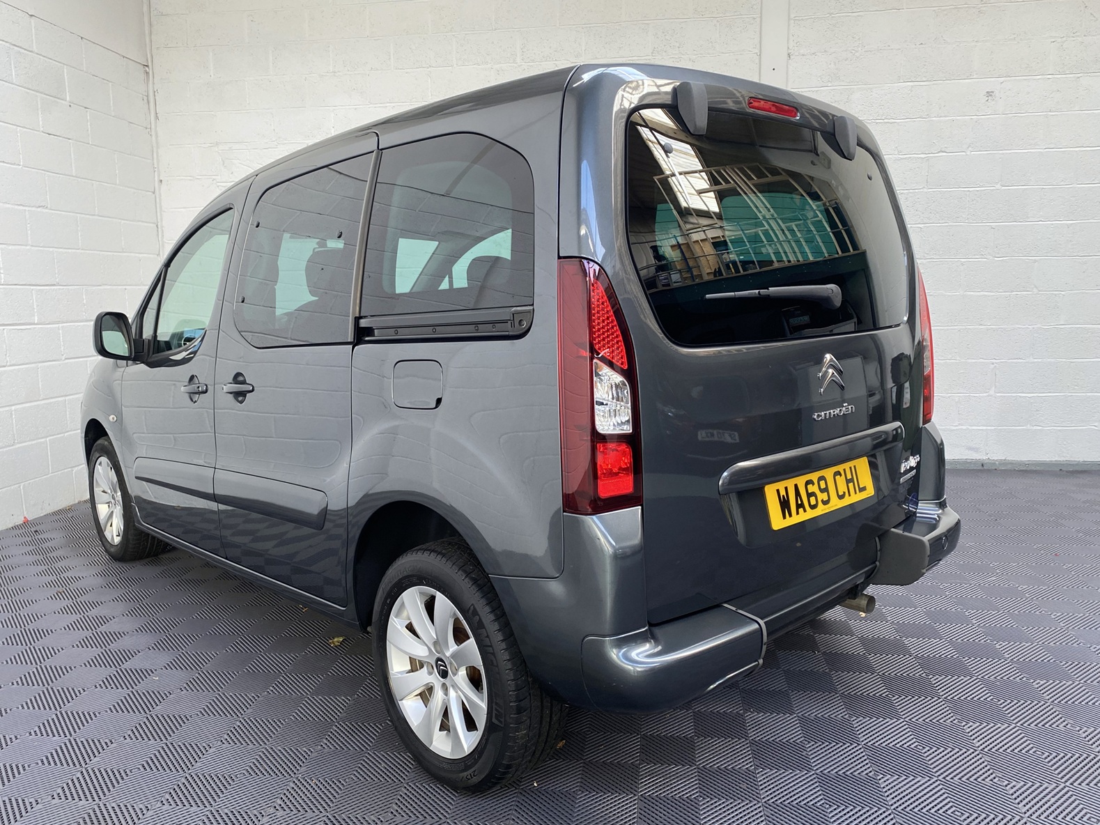 Citroen Berlingo Feel 1.6 BlueHDi 2019/69