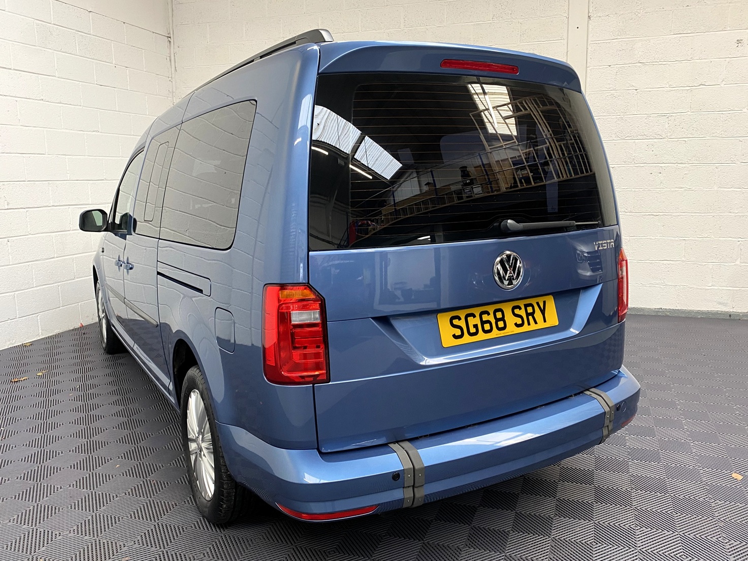 VW Caddy Maxi Life 2.0 TDi DSG. 2018/68