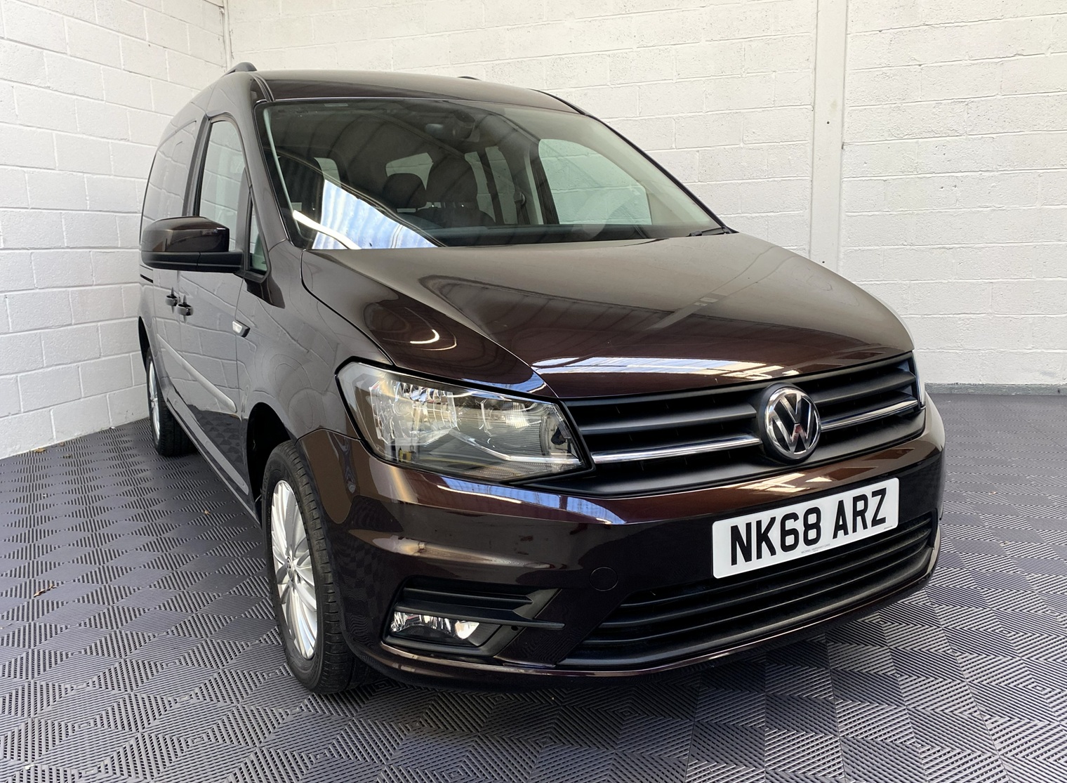 VW Caddy Maxi Life 2.0 TDi DSG. 2018/68