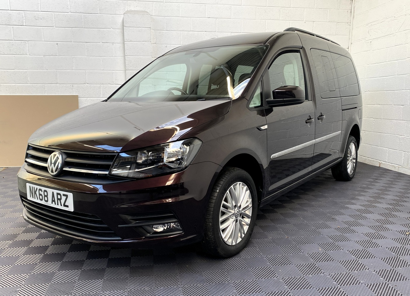 VW Caddy Maxi Life 2.0 TDi DSG. 2018/68
