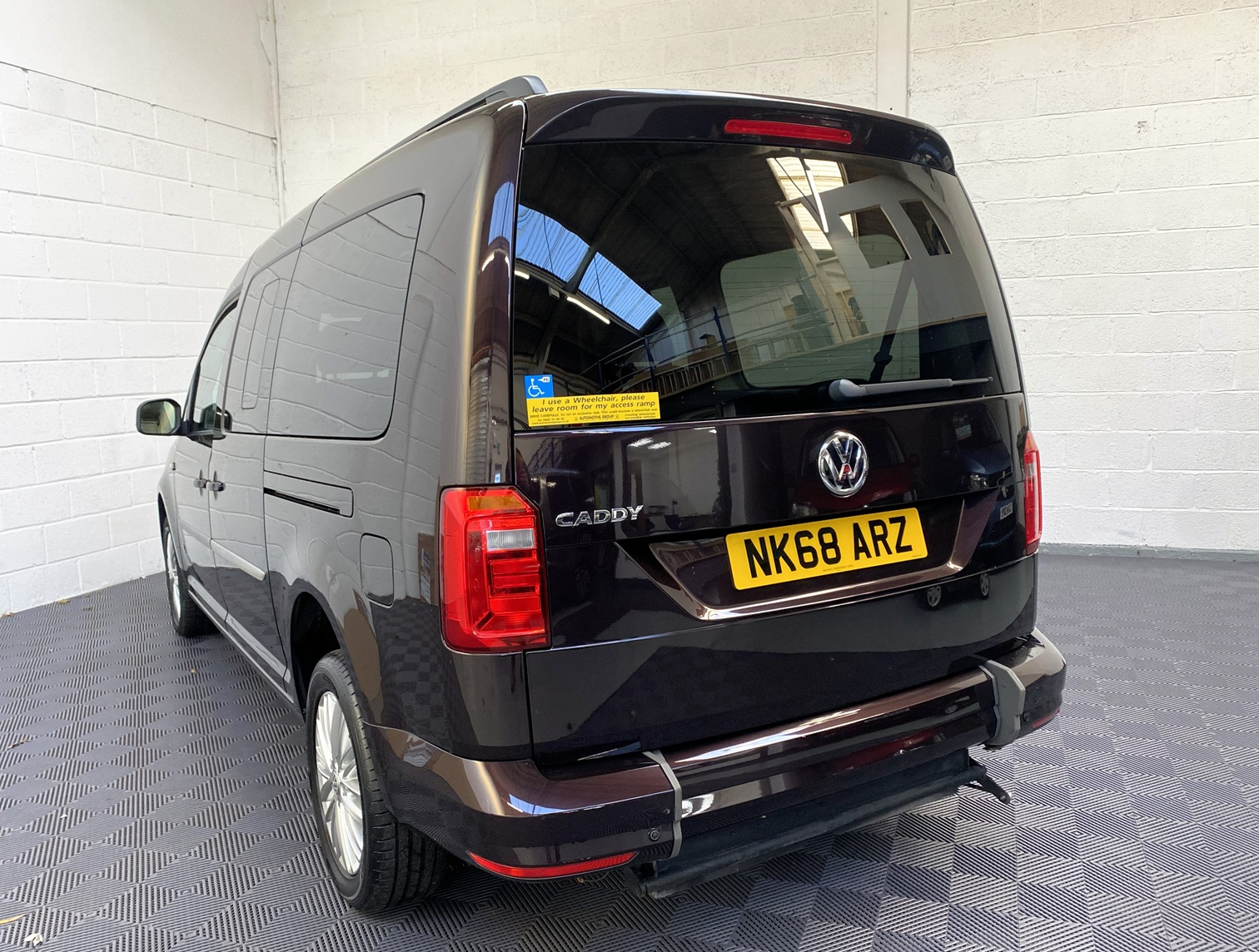 VW Caddy Maxi Life 2.0 TDi DSG. 2018/68