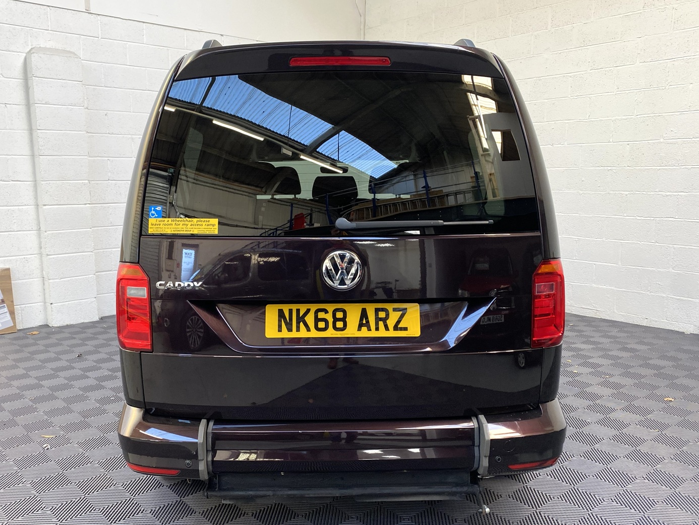 VW Caddy Maxi Life 2.0 TDi DSG. 2018/68