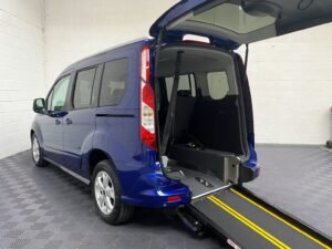 Ford Tourneo Connect 1.0 T Petrol Titanium WAV 2018/68