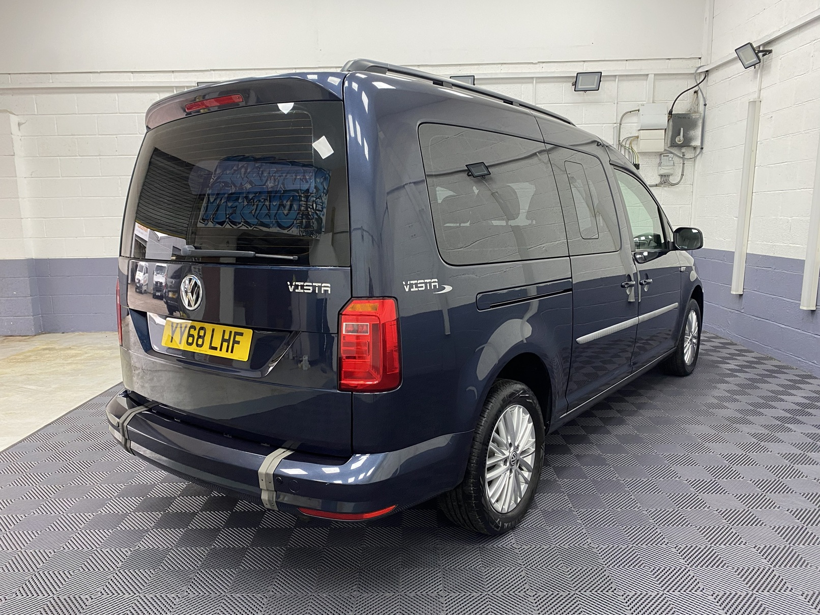 VW Caddy Maxi Life 1.4 TSi Petrol WAV 2018/68