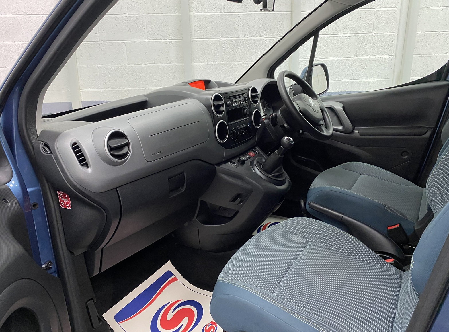 Citroen Berlingo - Dashboard view. NK68 BEU