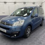 2018 Citroen Berlingo - nearside front three quarter view. NK68 BEU