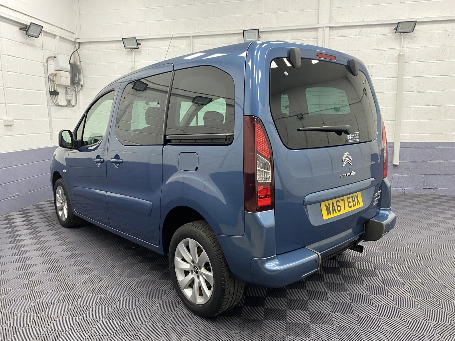 Wheelchair Accessible Citroen Berlingo WA67 EBX 1
