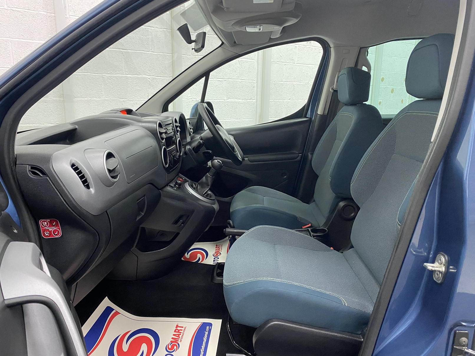 Wheelchair Accessible Citroen Berlingo WA67 EBX 13