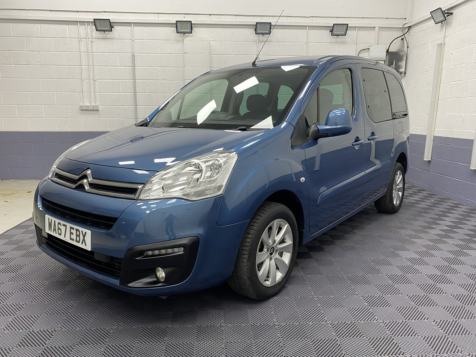 Wheelchair Accessible Citroen Berlingo WA67 EBX 21