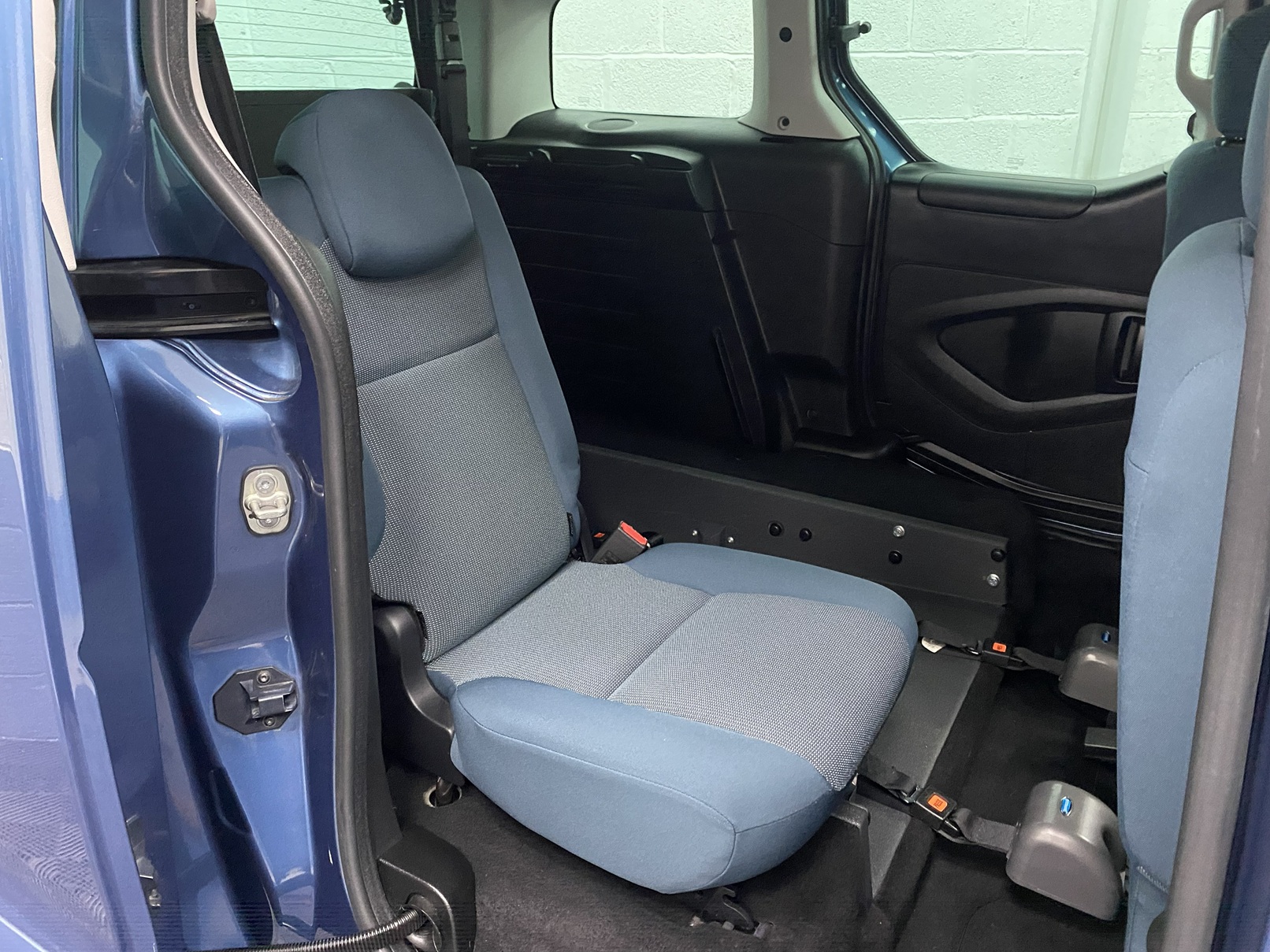 Wheelchair Accessible Citroen Berlingo WA67 EBX 22