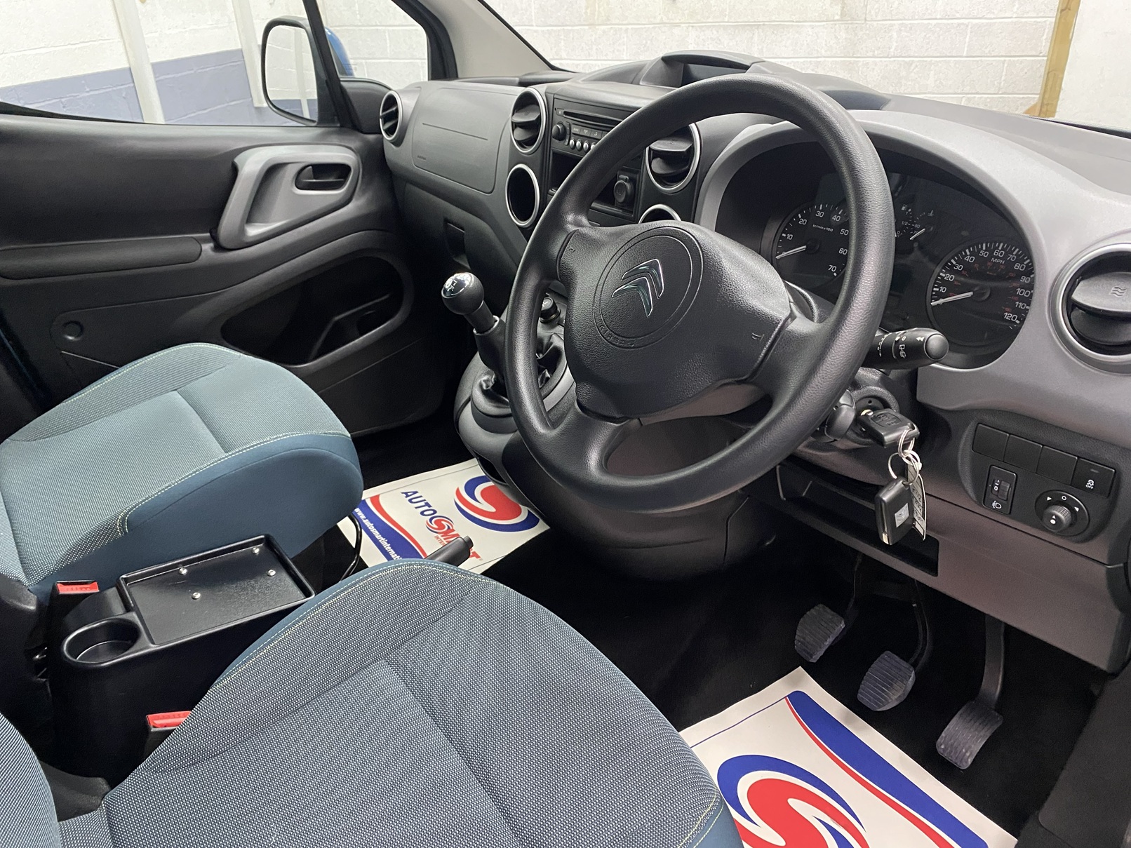 Wheelchair Accessible Citroen Berlingo WA67 EBX 26