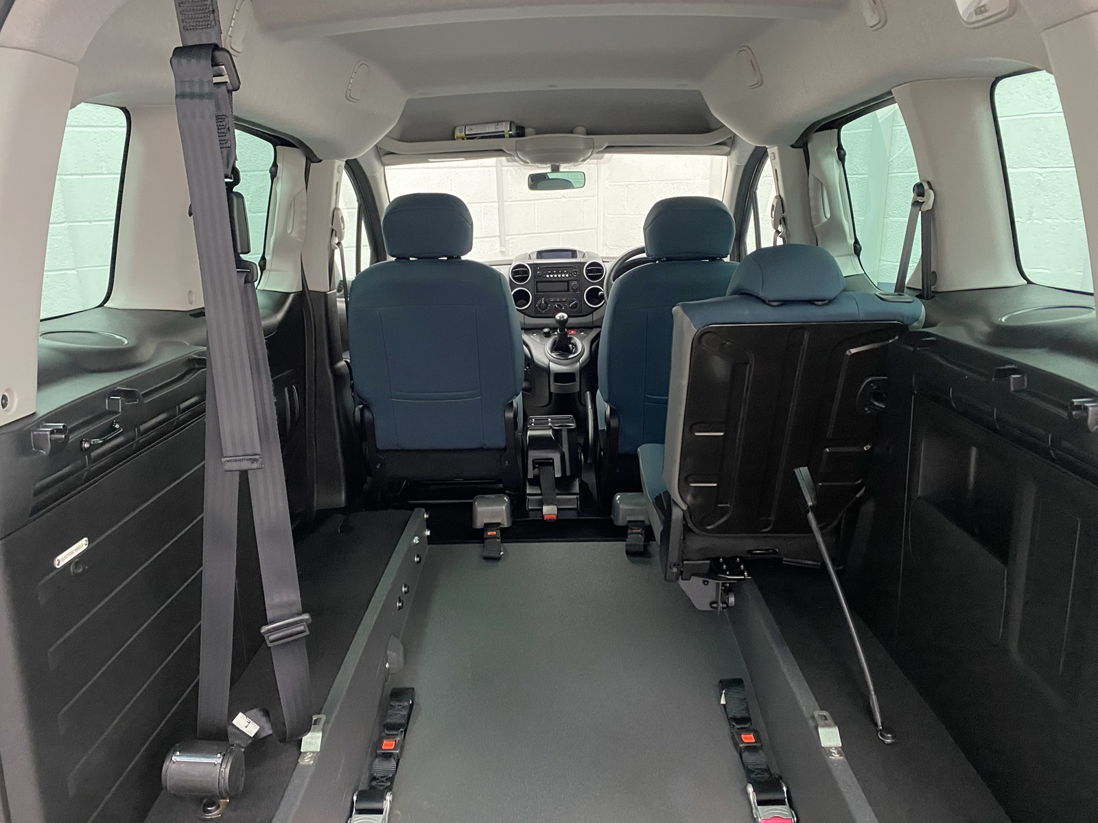 Wheelchair Accessible Citroen Berlingo WA67 EBX 7