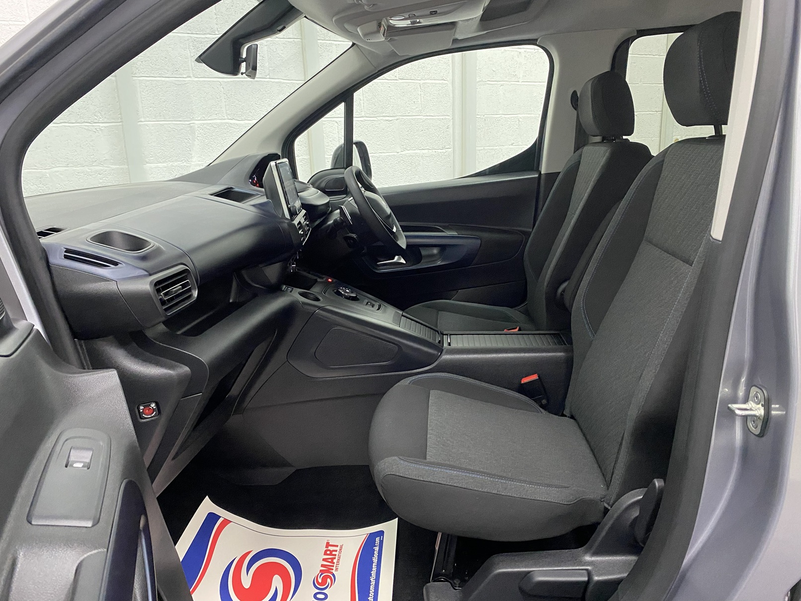 Peugeot Rifter Automatic Wheelchair Accessible Vehicle WAV SB23 FCN 17