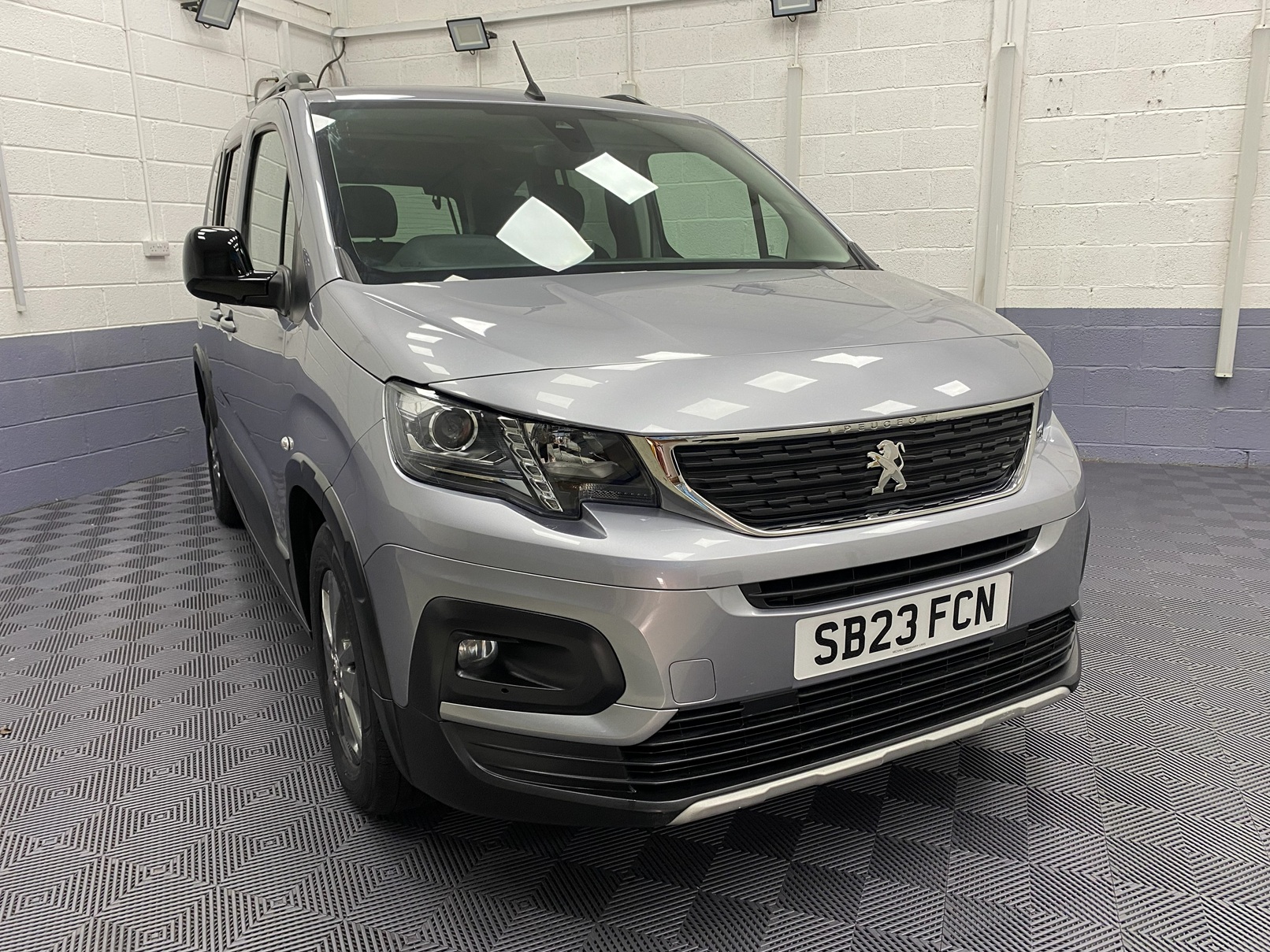 Peugeot Rifter Automatic Wheelchair Accessible Vehicle WAV SB23 FCN 27