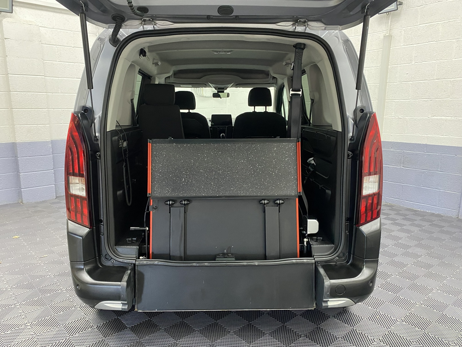 Wheelchair Accessible Peugeot Rifter SF69 JOA 6