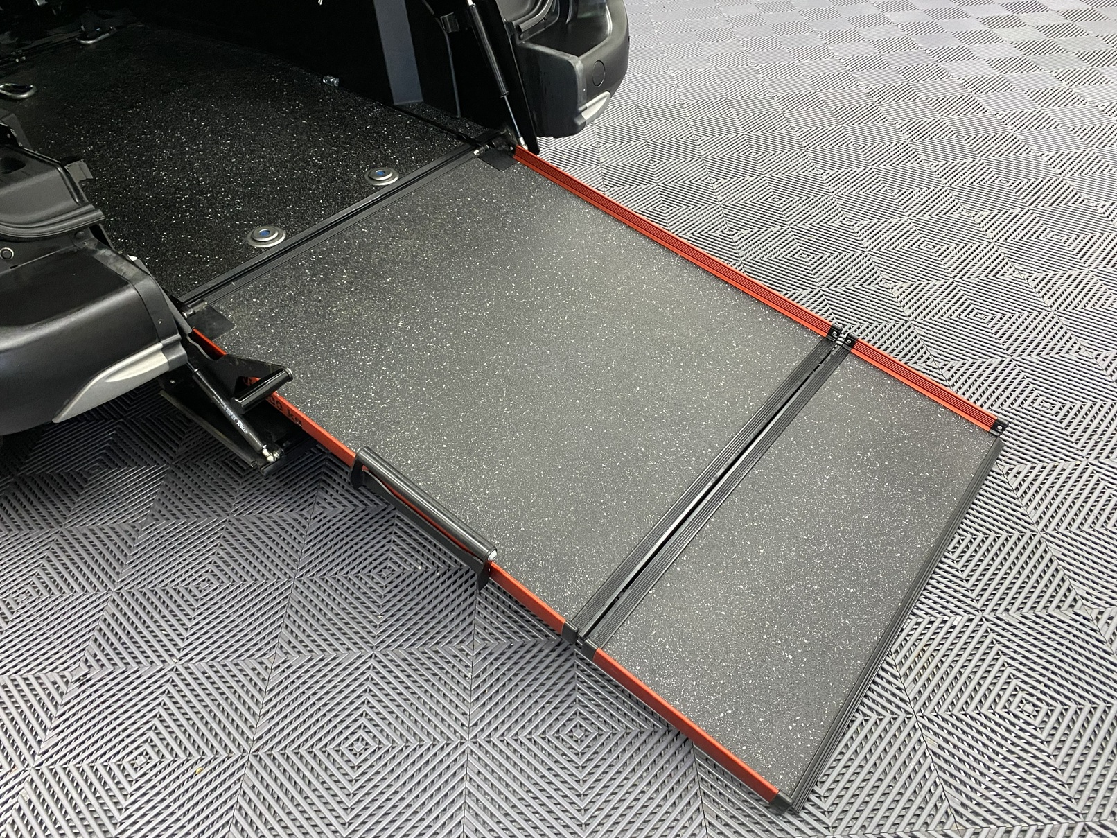 Wheelchair Accessible Peugeot Rifter SF69 JOA 7