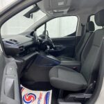 2020 Peugeot Rifter front seats in grey upholstery SF70 KNX