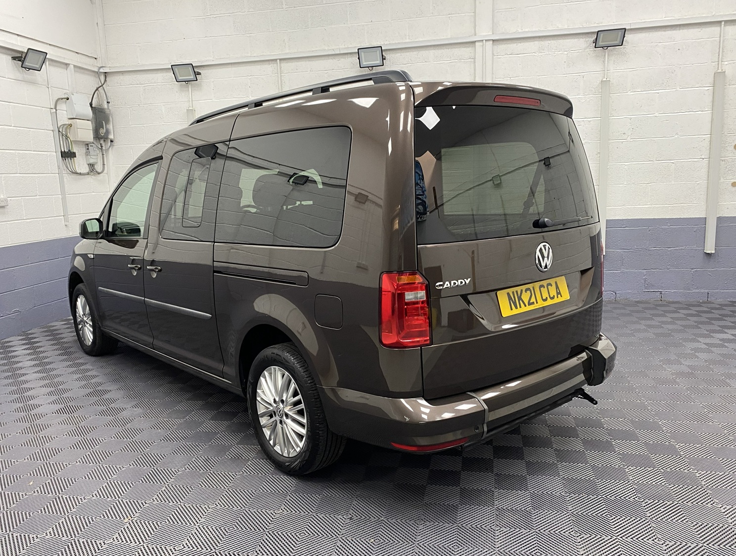 2021 Volkswagen Caddy Maxi rear quarter view NK21 CCA